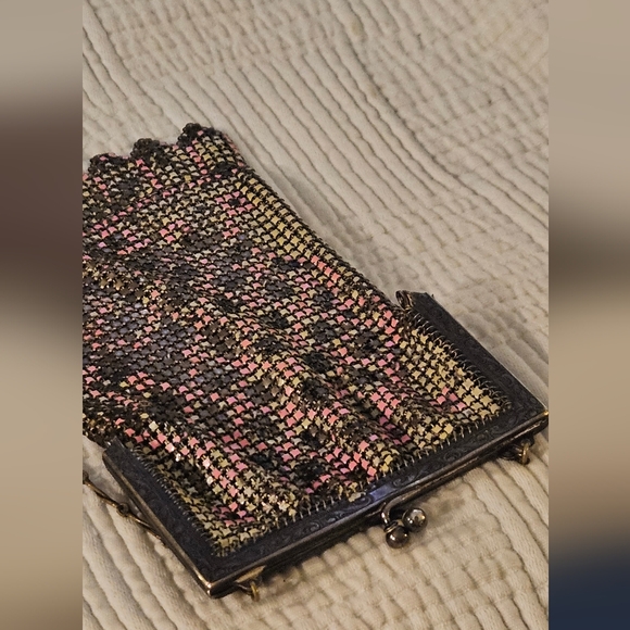 Whiting and Davis Art Deco Pink Green Blue Enameled Mesh Metal Flapper Purse - Picture 2 of 3
